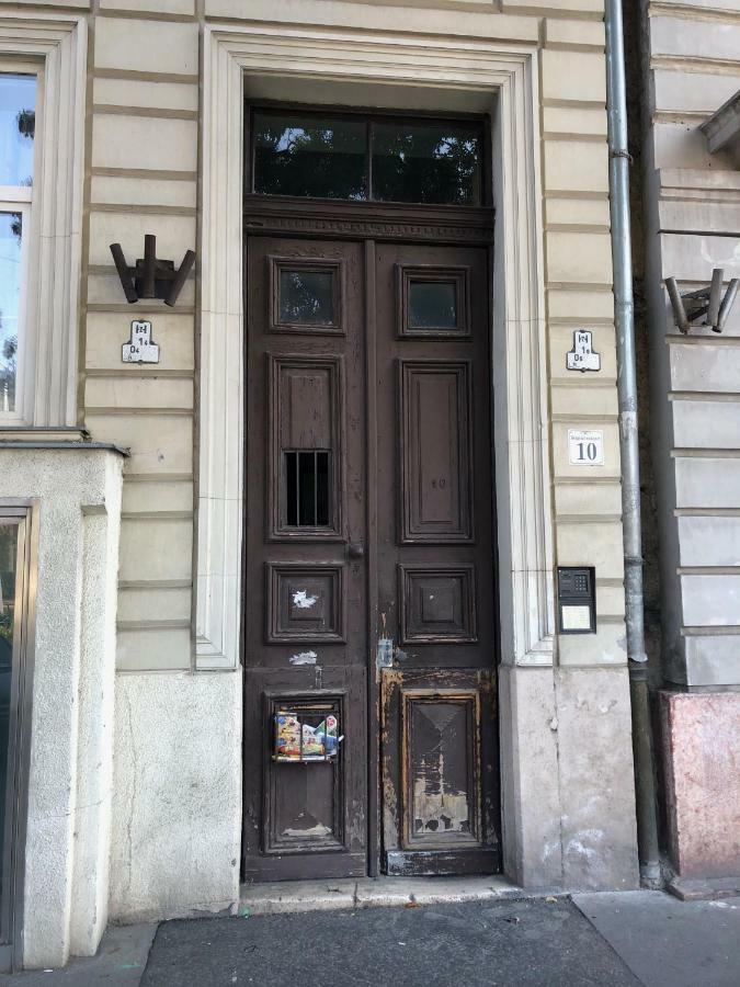 St. Gellert Apartman 2 Hotell Budapest Exteriör bild